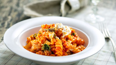 Паста с пуешко на фурна