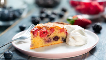 Сладкиш с горски плодове