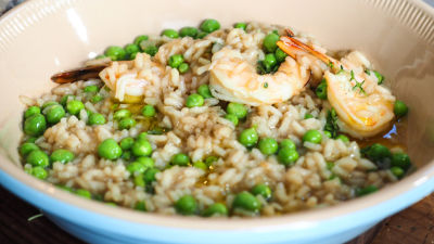 Ризото с пресен грах и скариди