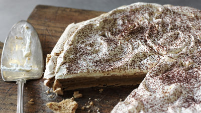 Торта "Павлова" с вкус на капучино