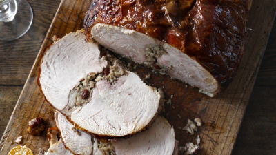 Пуешки гърди с коледна плънка