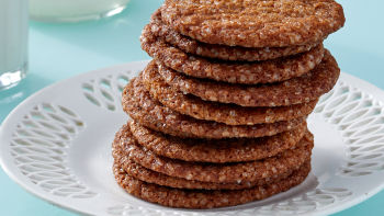 Тънки джинджифилови бисквити с меласа