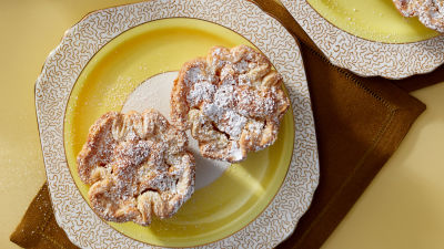 Мини пайчета с круши и джинджифил