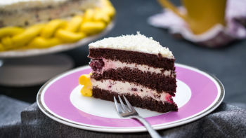 Празничната торта на Рапунцел