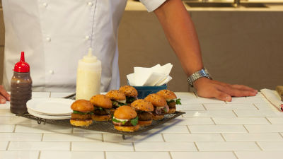 Фалафел бургери