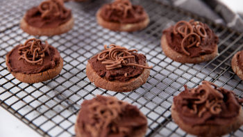 Шоколадово-канелени бисквити