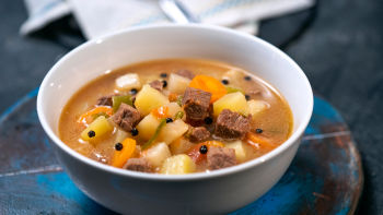 Лютива супа с телешко