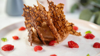 Шоколадово-малинов мус с арабеск