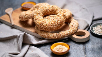 Гевречета с пълнозърнесто брашно и сирене