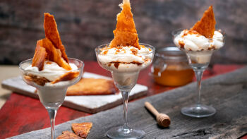 Крем пита в чаша