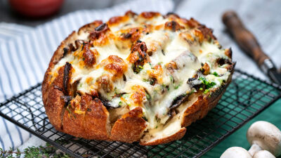 Хляб с гъби и сирена