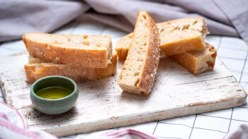 Плосък хляб с квас и мая