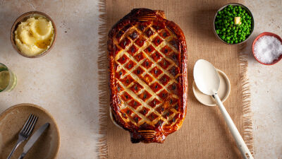 Chicken and mushroom pie