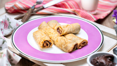 Pancakes with Homemade Chocolate Sauce