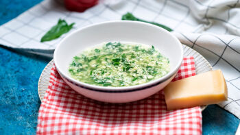 Spinach Soup Stracciatella