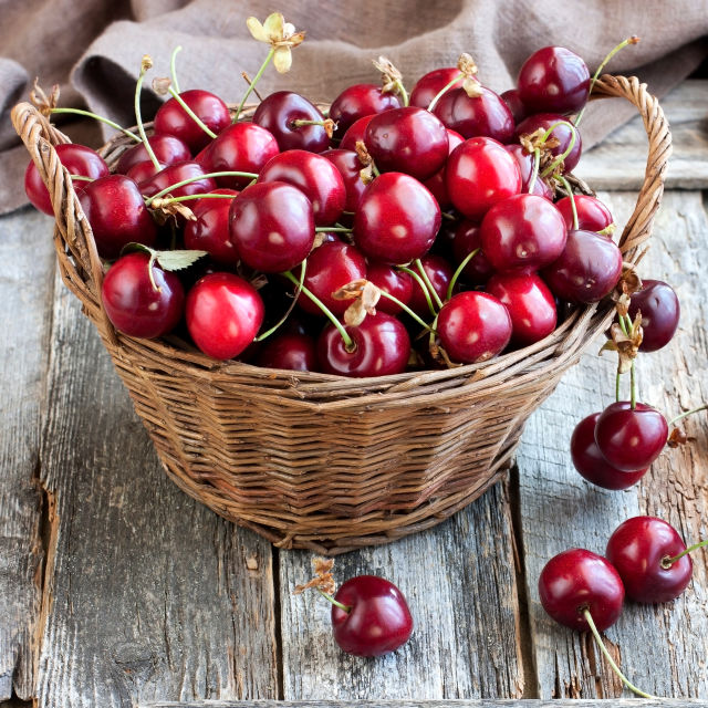 Сезонен плод: Череши
