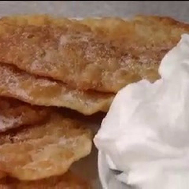 Тортии с меренге от "Маргарита"