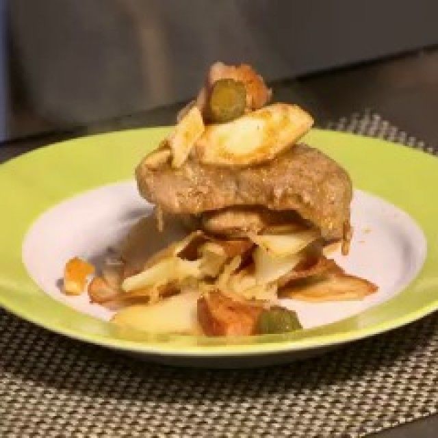 Ловджийски шницел с картофен чипс