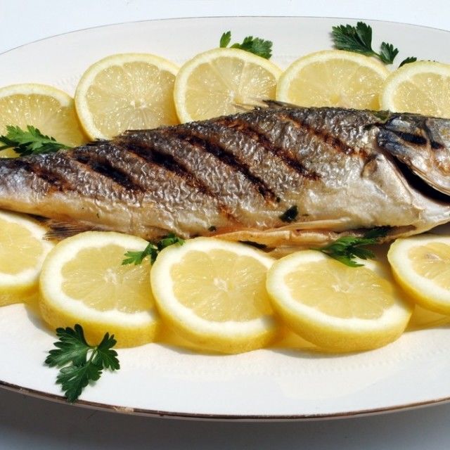 Прясна печена риба