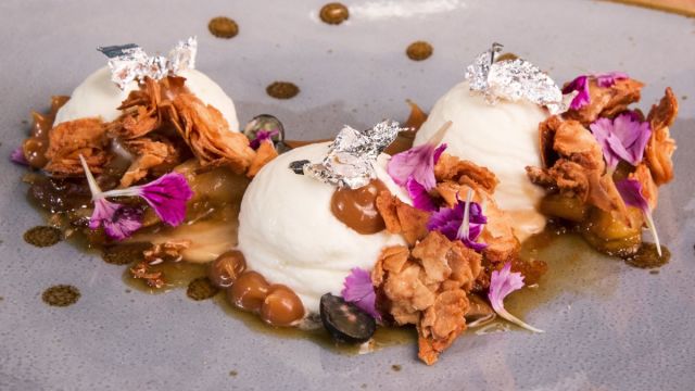 Мариновани круши с мус маскарпоне