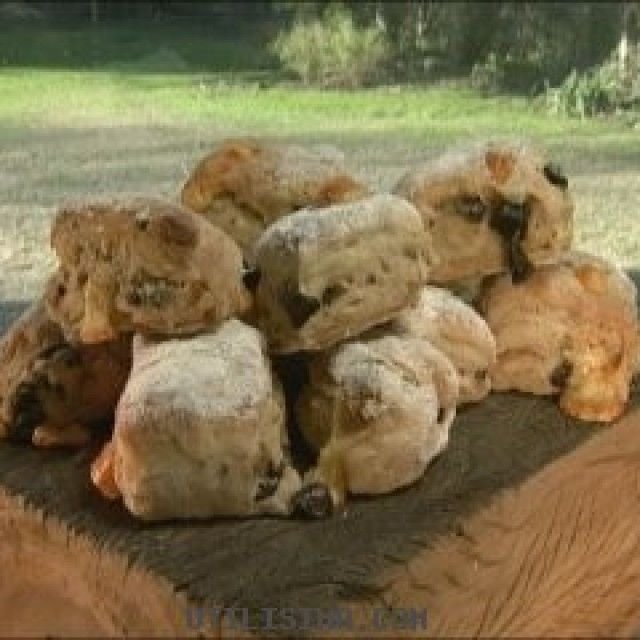 Хляб със сирене и маслини
