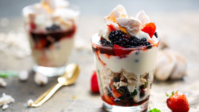 "Итън мес" с горски плодове