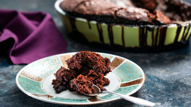 Топъл шоколадов пудинг с ром и канела