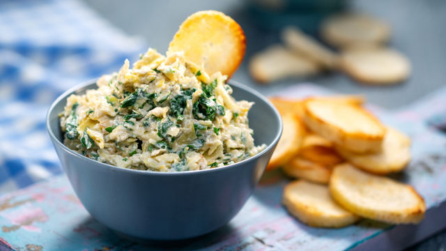 Дип със сирена и артишок