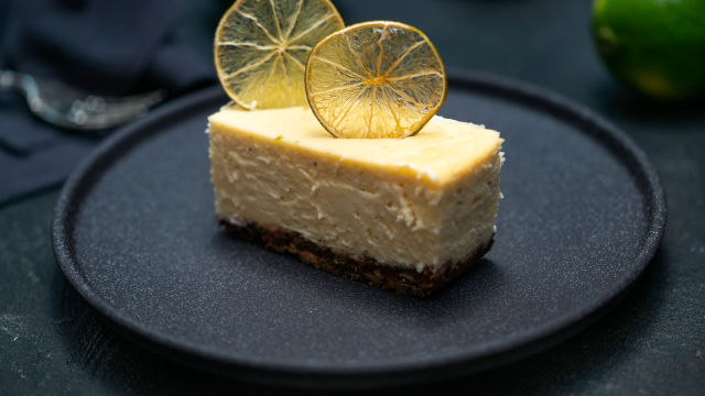 Чийзкейк с лайм и бял шоколад