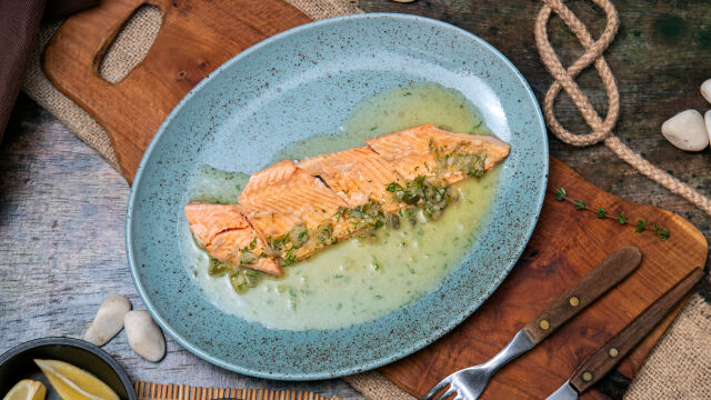 Сьомгова пъстърва с лимонов сос