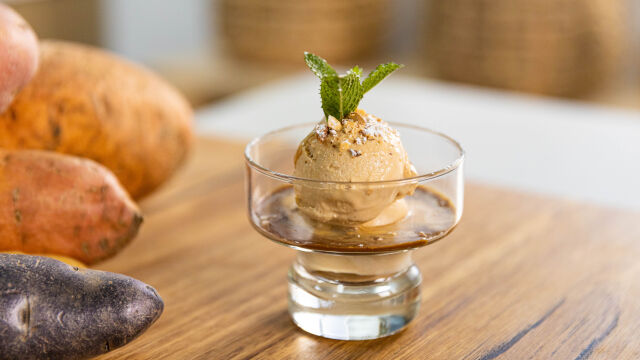 Сладолед "Афогато" със сладки картофи
