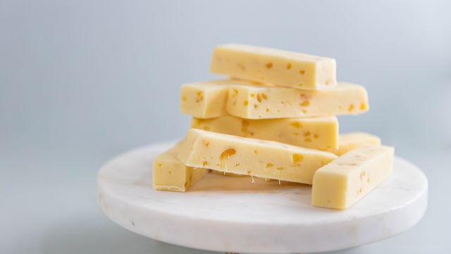 Фъдж от бял шоколад и захаросан джинджифил