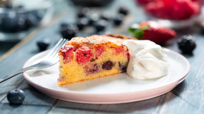 Desert sa šumskim voćem