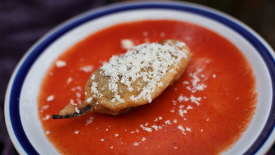 Punjeni ancho chilliji