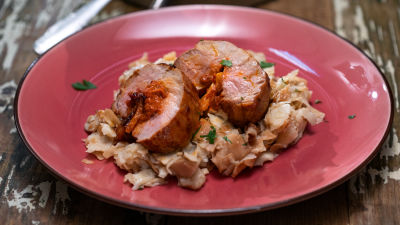 Punjeni svinjski kare i jufke s vrganjima