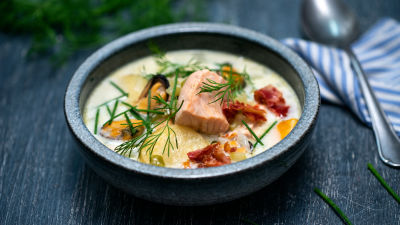 Chowder od lososa i slanine