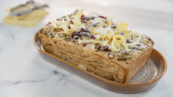 Dacquoise s pistacijama i bijelom čokoladom