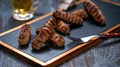 Domaći ćevapi od janjetine