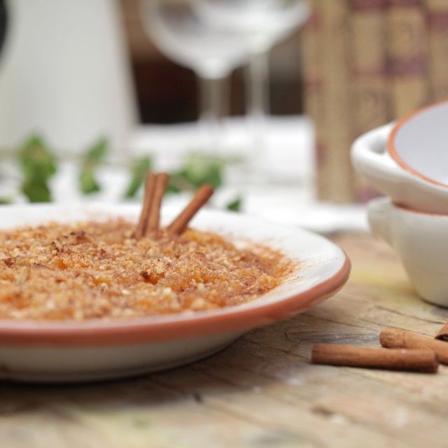 Desert od jaja s kikirikijem i đumbirom