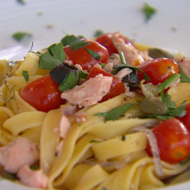 Tagliatelle s lososom