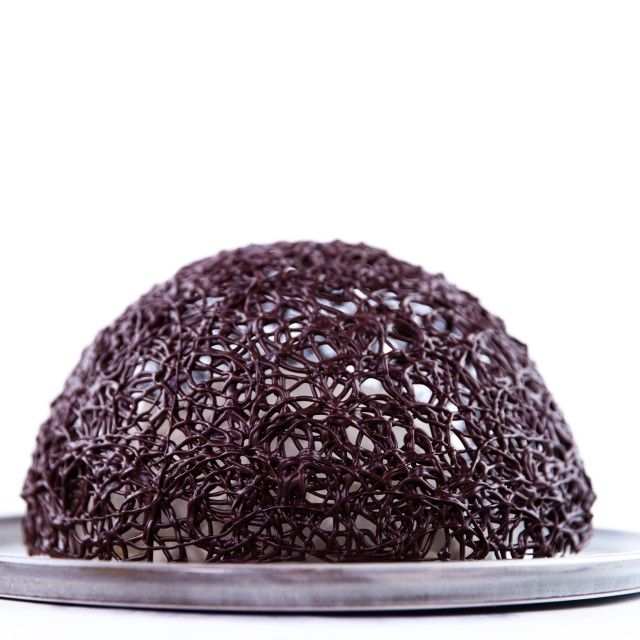 Čokoladni balon desert