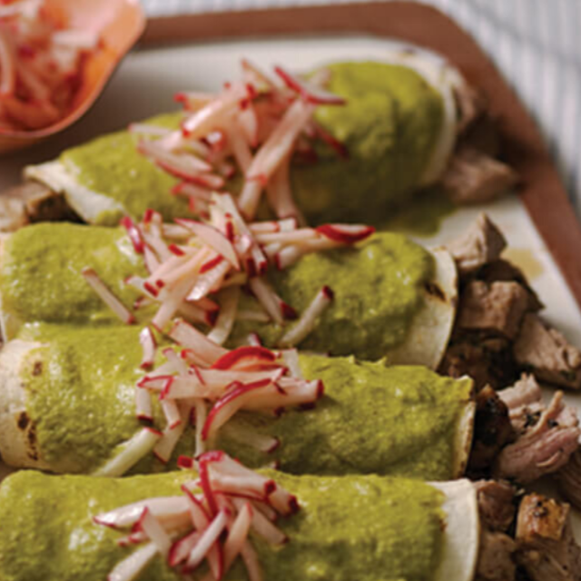 Enchilade sa svinjskim fileom i mole verde