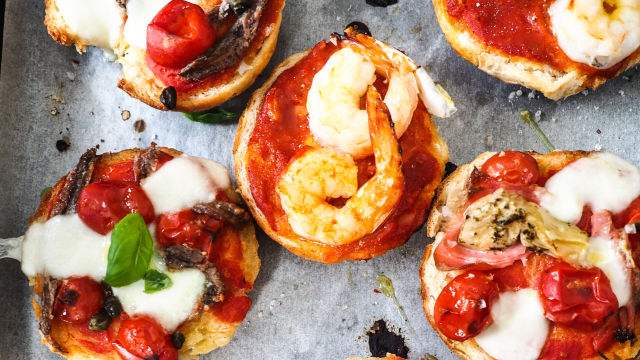 “Pizzette” od ustajalog kruha