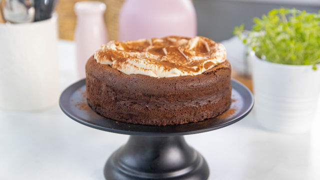 Čokoladna mousse torta