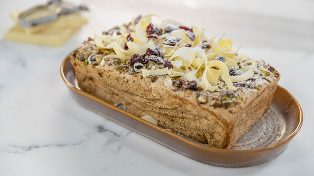 Dacquoise s pistacijama i bijelom čokoladom