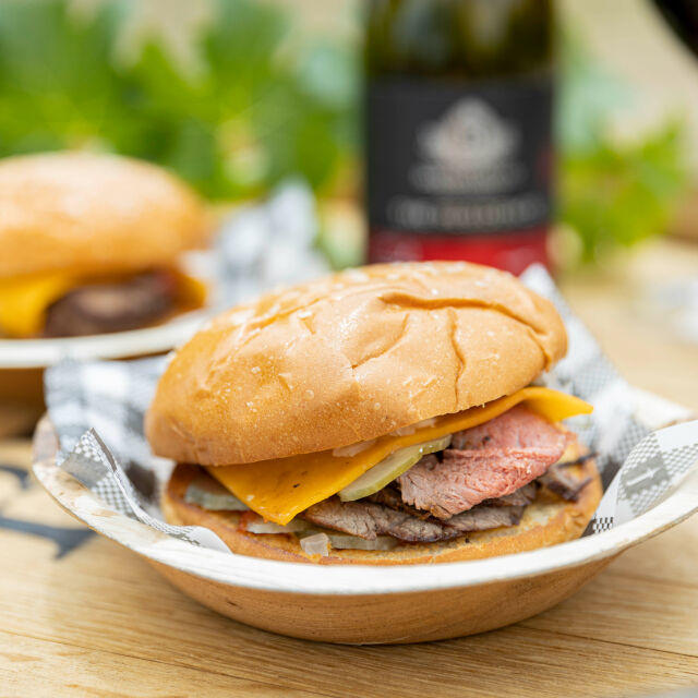 Cheeseburger s goveđim fileom