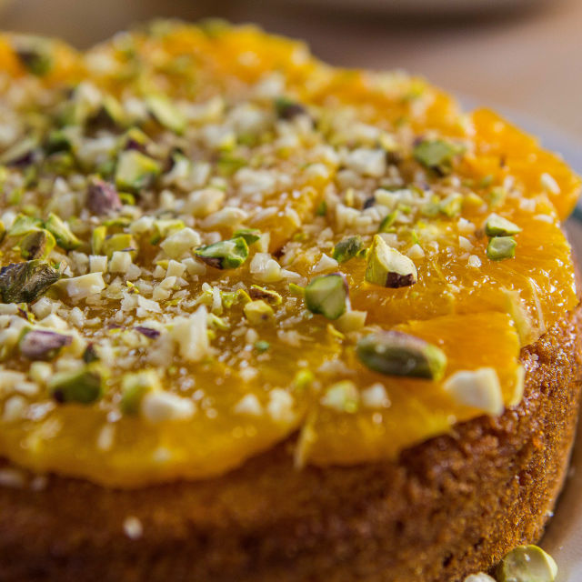 Torta od naranče, badema i palente s panforte sirupom