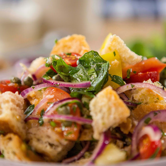 Salata panzanella
