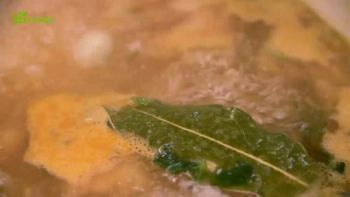 Linguadinhos fritos com açorda de tomate