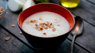 Creme de Couve-Flor com Amêndoa Laminada